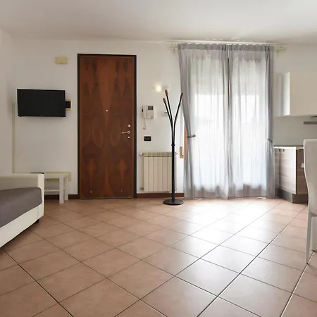 Apartment Welc-om Tombelle *